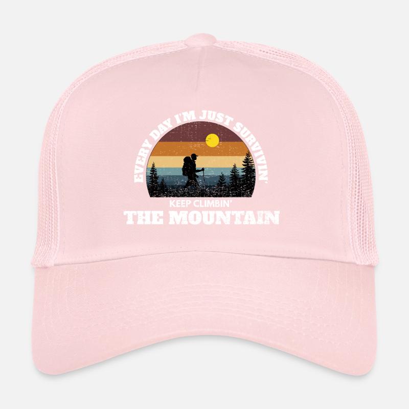 Keep Climbing The Mountain – Grunge Mountain Edit - Trucker Cap - pale pink