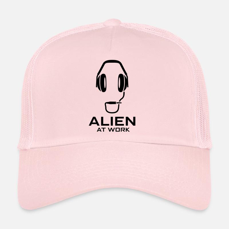 alien at work - Trucker Cap - Hellrosa