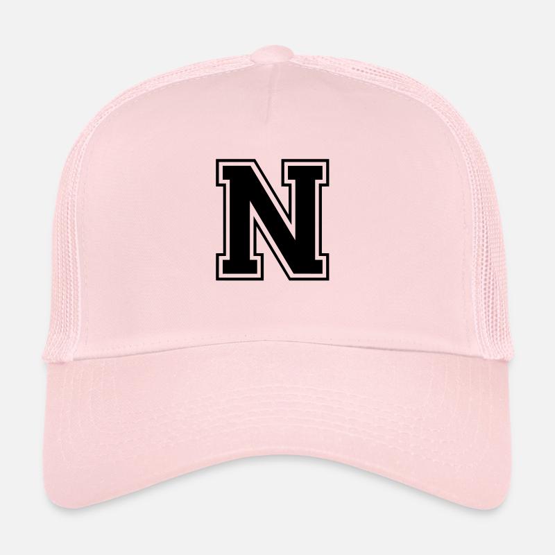 n Casquette trucker 