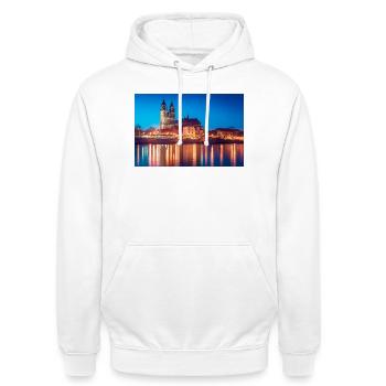 Mageburg am Abend - Unisex Hoodie - Weiß - Vorne - AI Model Male 185 dark (185cm) & AI Model Female 172 dark (172cm)