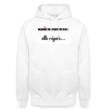 MAMIE. MAMAN. GRAND-MERE. FÊTE DES MÈRES. - Sweat-shirt à capuche unisexe - blanc - Devant - AI Model Male 185 dark (185cm) & AI Model Female 172 dark (172cm)