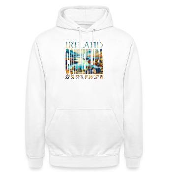 DIE CONNEMARA - Unisex Hoodie - Weiß - Vorne - AI Model Male 185 dark (185cm) & AI Model Female 172 dark (172cm)