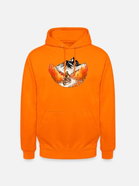 Motorradfahrer in den Bergen - Unisex Hoodie - Orange