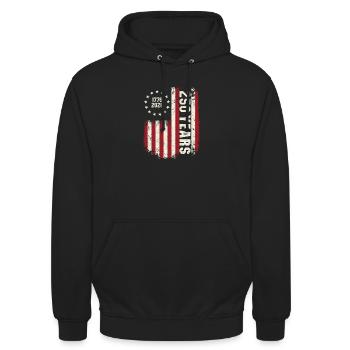 1776 bis 2026 USA 250 Jahre amerikanischer Stolz - Unisex Hoodie - Schwarz - Vorne - Alina (178cm) & Michal (187cm)
