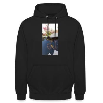 Koi - Unisex Hoodie - Schwarz - Vorne - Alina (178cm) & Michal (187cm)