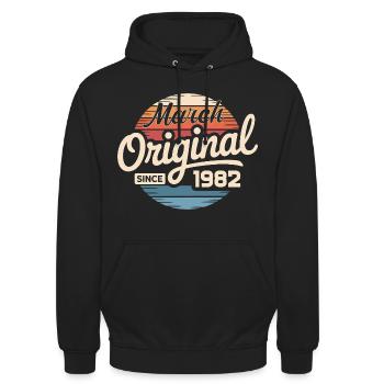 Légendaire depuis mars 1982 - Sweat-shirt à capuche unisexe - noir - Devant - Alina (178cm) & Michal (187cm)