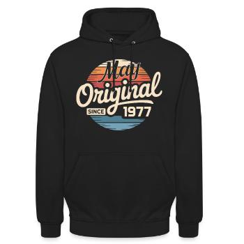 Legendary since May 1977 – Retro Vintage 1977 - Unisex Hoodie - black - Front - Alina (178cm) & Michal (187cm)