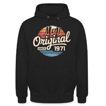 Legendary since May 1971 – Retro Vintage 1971 - Unisex Hoodie - black - Front - Alina (178cm) & Michal (187cm)