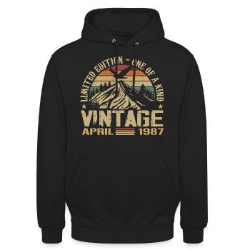 April 1987 Jubiläum April 1987 Geschenk 1987 - Unisex Hoodie - Schwarz - Vorne - Alina (178cm) & Michal (187cm)