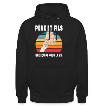 père et fils papa main vintage fête des pères - Sweat-shirt à capuche unisexe - noir - Devant - Alina (178cm) & Michal (187cm)