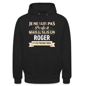 Cadeau Humour Roger nom de famille - Sweat-shirt à capuche unisexe - noir - Devant - Alina (178cm) & Michal (187cm)