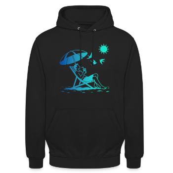 Entspannung im Liegestuhl am Strand - Unisex Hoodie - Schwarz - Vorne - Alina (178cm) & Michal (187cm)