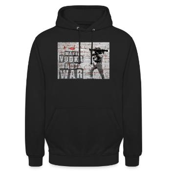 Make vodka, not war - Soldat schiesst Vodkaflasche - Unisex Hoodie - Schwarz - Vorne - Alina (178cm) & Michal (187cm)