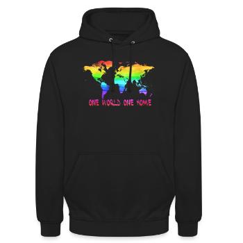 One World One Home Weltkarte - Unisex Hoodie - Schwarz - Vorne - Alina (178cm) & Michal (187cm)