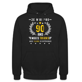 cadeau anniversaire 90 ans 18 expérience - Sweat-shirt à capuche unisexe - noir - Devant - Alina (178cm) & Michal (187cm)