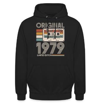 1979 Vintage Vintage Rétro Cadeau d’anniversaire - Sweat-shirt à capuche unisexe - noir - Devant - Alina (178cm) & Michal (187cm)