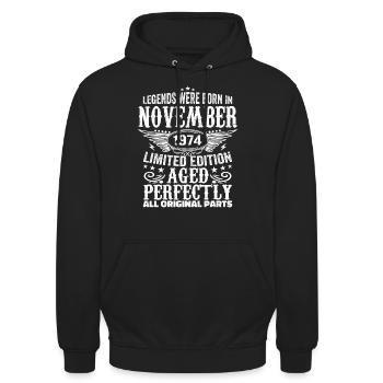 Légendaire depuis novembre 1982 - novembre 1982 - Sweat-shirt à capuche unisexe - noir - Devant - Alina (178cm) & Michal (187cm)