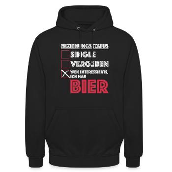 Beziehungsstatus, wen interessierts ich hab Bier - Unisex Hoodie - Schwarz - Vorne - Alina (178cm) & Michal (187cm)
