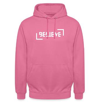 Believe - Unisex Hoodie - Pink - Vorne - Alina (178cm) & Michal (187cm)