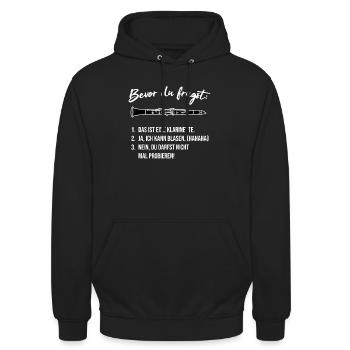 Klarinette - Bevor du fragst...lustig, Geschenk - Unisex Hoodie - Schwarz - Vorne - Alina (178cm) & Michal (187cm)