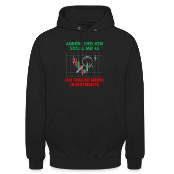 Andere Checken Social Media Ich Checke Investments - Unisex Hoodie - Schwarz - Vorne - Alina (178cm) & Michal (187cm)