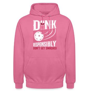 Pickleball Pun Wine Dink - Sweat-shirt à capuche unisexe - rose - Devant - Alina (178cm) & Michal (187cm)