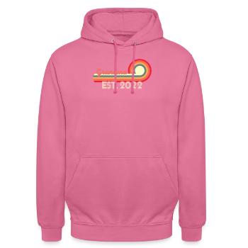 Grandma est 2022 Retro Oma to be - Unisex Hoodie - pink - Front - Alina (178cm) & Michal (187cm)