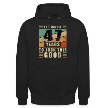 47. Geburtstag Geschenk Habe 47 Jahre Gebraucht - Unisex Hoodie - Schwarz - Vorne - Alina (178cm) & Michal (187cm)