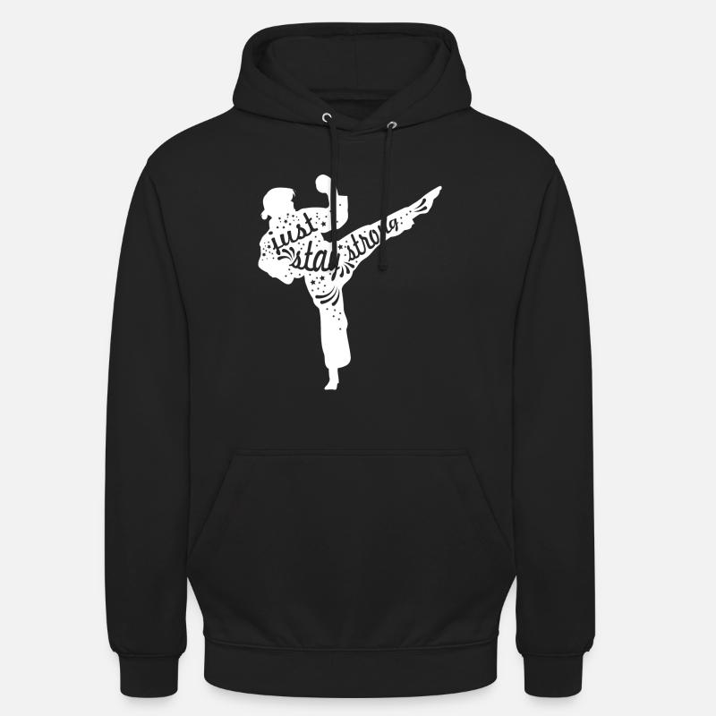 Karate Mädchen - Unisex Hoodie - Schwarz