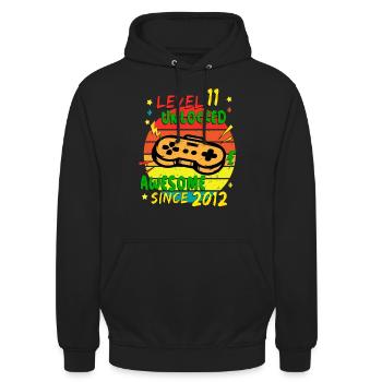 Video Game Level 11 Unlocked Awesome Since 2012 - Unisex Hoodie - Schwarz - Vorne - Alina (178cm) & Michal (187cm)