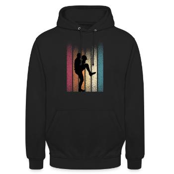 Vintage Softball Retro Baseballspieler Baseball - Unisex Hoodie - Schwarz - Vorne - Alina (178cm) & Michal (187cm)