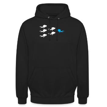 Gegen den Strom schwimmen Taucher - Unisex Hoodie - Schwarz - Vorne - Alina (178cm) & Michal (187cm)