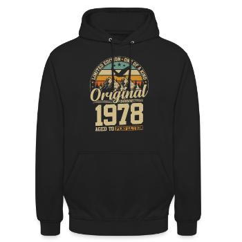 cadeau d'anniversaire 46 ans 1978 édition limitée - Sweat-shirt à capuche unisexe - noir - Devant - Alina (178cm) & Michal (187cm)