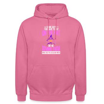 Halloween Hexe Hexerei Hut Magisch Geschenk - Unisex Hoodie - Pink - Vorne - Alina (178cm) & Michal (187cm)