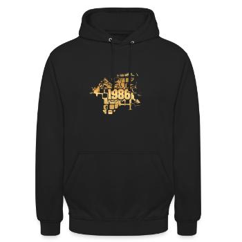 Grandpa 1986 - Unisex Hoodie - black - Front - Alina (178cm) & Michal (187cm)