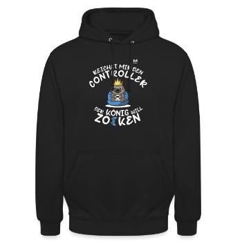 Reichet Mir Den Controller Der König Will Zocken - Unisex Hoodie - Schwarz - Vorne - Alina (178cm) & Michal (187cm)