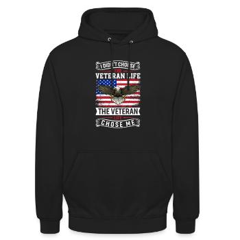 Ich habe mir nicht das Veteranenleben ausgesucht, das Veteranenleben - Unisex Hoodie - Schwarz - Vorne - Alina (178cm) & Michal (187cm)