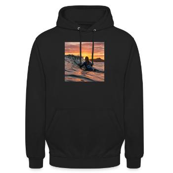 Sonnenuntergang am Meer mit Kayak-Silhouette - Unisex Hoodie - Schwarz - Vorne - Alina (178cm) & Michal (187cm)