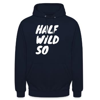 half so wild - halb so wild - Unisex Hoodie - Navy - Vorne - Alina (178cm) & Michal (187cm)