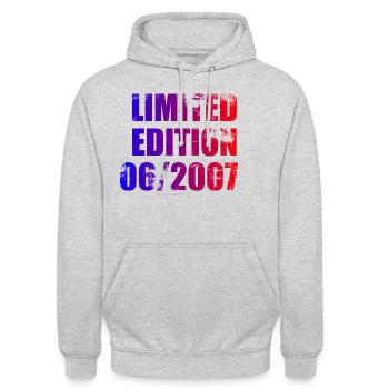 18ème Anniversaire Edition Limitée 06/2007 - Sweat-shirt à capuche unisexe - gris clair chiné - Devant - Alina (178cm) & Michal (187cm)