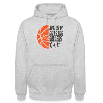 Basketball Papa Busy Raising Ballers Geschenkidee - Unisex Hoodie - Hellgrau meliert - Vorne - Alina (178cm) & Michal (187cm)