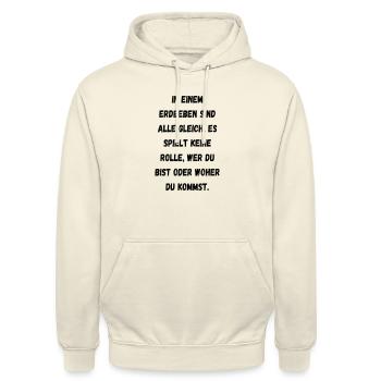 In einem Erdbeben sind alle gleich. Es spielt kein - Unisex Hoodie - Vanille-Milchshake - Vorne - Alina (178cm) & Michal (187cm)