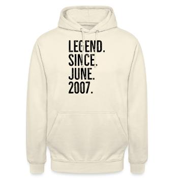 Legende seit Juni 2007 - Unisex Hoodie - Vanille-Milchshake - Vorne - Alina (178cm) & Michal (187cm)