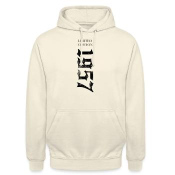 1957 - Unisex Hoodie - vanilla - Front - Alina (178cm) & Michal (187cm)
