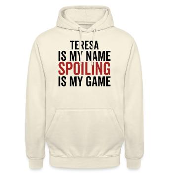 Teresa ist mein Name Verderben ist mein Spiel - Unisex Hoodie - Vanille-Milchshake - Vorne - Alina (178cm) & Michal (187cm)