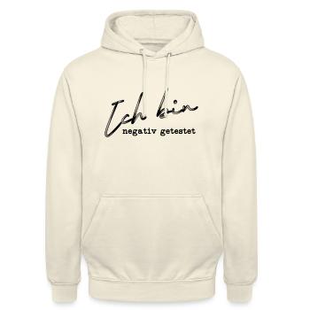Ich bin negativ getestet - Unisex Hoodie - Vanille-Milchshake - Vorne - Alina (178cm) & Michal (187cm)