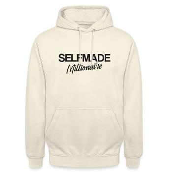 Selfmade Millionaire, dunkler Aufdruck - Unisex Hoodie - Vanille-Milchshake - Vorne - Alina (178cm) & Michal (187cm)