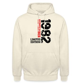 1982 September Limited Edition 41. Geburtstag Deko - Unisex Hoodie - Vanille-Milchshake - Vorne - Alina (178cm) & Michal (187cm)