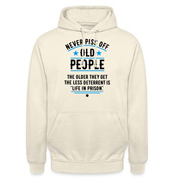 Never Piss Off Old People / Farbwechsel Rente - Unisex Hoodie - Vanille-Milchshake - Vorne - Alina (178cm) & Michal (187cm)