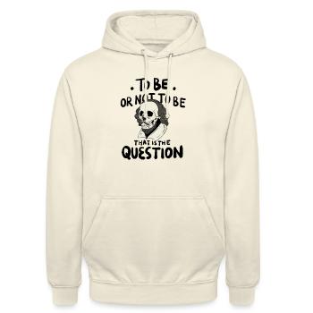 Hamlet Zitat "Sein oder nicht sein" Design - Unisex Hoodie - Vanille-Milchshake - Vorne - Alina (178cm) & Michal (187cm)